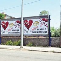 Romantik polis memurundan ilan-� a�k
