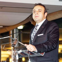 Gelecek se�imde yurt d���nda ya�ayanlar da oy kullanacak