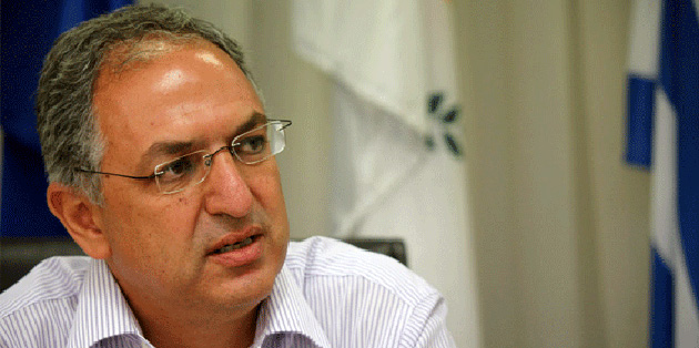 Kadis: Enosis plebisitine halihaz�rda at�f yap�l�yor  