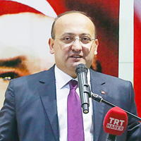 'Eli plesi anne ncelikle engelli ve ehit annesidir' 
