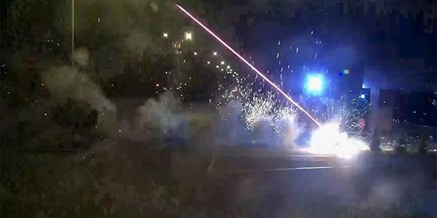 'Darbeciler helikopterden halka ate� ediyordu'