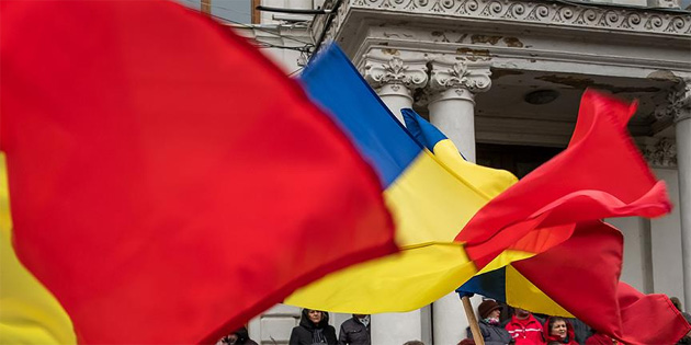 Romanya'da 20 bin bakanl�k �al��an� grevde