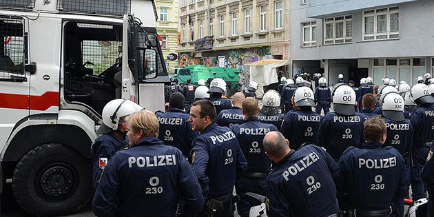 Avusturya'da 'paralel devlet' operasyonu: 26 gzalt 
