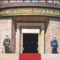 Genelkurmay’da aral�k s�k�nt�s� 