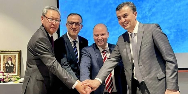 KKTC’nin kurulu� y�l d�n�m� Umman'da da kutland�