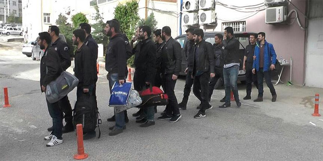 FET operasyonunda 21 eski polis tutukland
