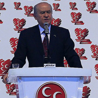 Baheli yeniden Genel Bakan 