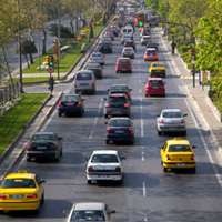 �stanbul'da bug�n baz� yollar kapal� 