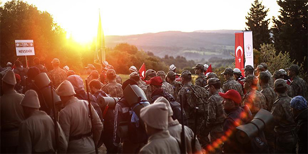 GELBOLU'DAK '57. ALAY VEFA YRY'NE BNLERCE GEN KATILDI