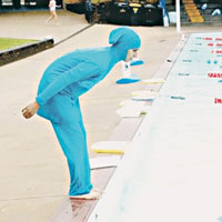 Pe�eden sonra burkini... 