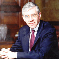 Straw ifade vermeyi reddetti 