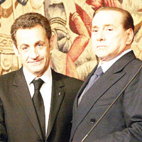 'Sarkozy ve Berlusconi Avrupa iin utan kayna'