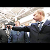 Ajanlar�na parlak gelecek s�z� verdi 