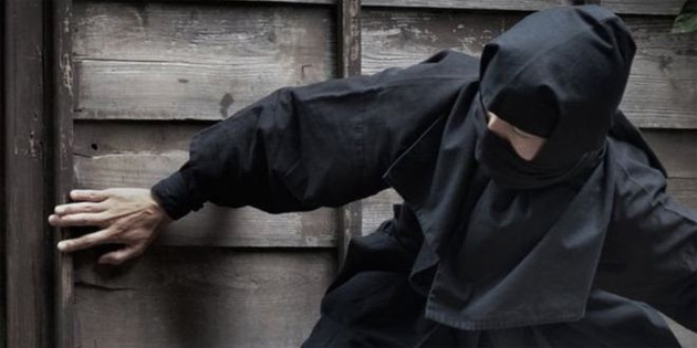 Japonya'da 74 yandaki 'ninja kyafetli hrsz' yakaland