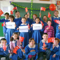 Bu s�n�f�n bir �iir kitab� var 