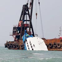 Hong Kong'da feribot kazas: 85 yaral 