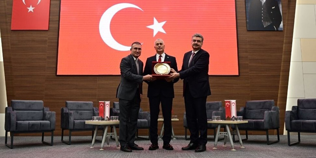 HEDEF�M�Z 2030’A KADAR TUR�ZMDE 4 M�LYON Z�YARET�� 