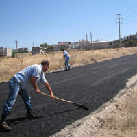 Yol ihaleleri KKTC’de a��ls�n 