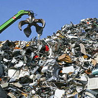 Avrupa, y�lda 22 milyon ton yiyece�i ��pe at�yor