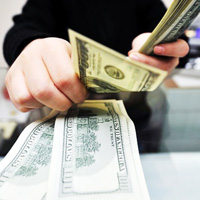 Dolar 2,60'n altna geriledi 
