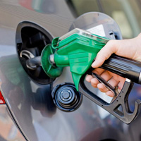 “AKARYAKITIN L�TRES� 2 TL OLMALI”