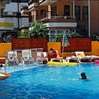 Kriz Thomas Cook'a Trkiye'de 1 sterline tatil yaptrtyor 