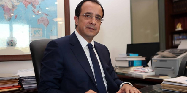 Hristodulidis Guterres �er�evesini m�zakere etmeye haz�r oldu�unu a��klad� 