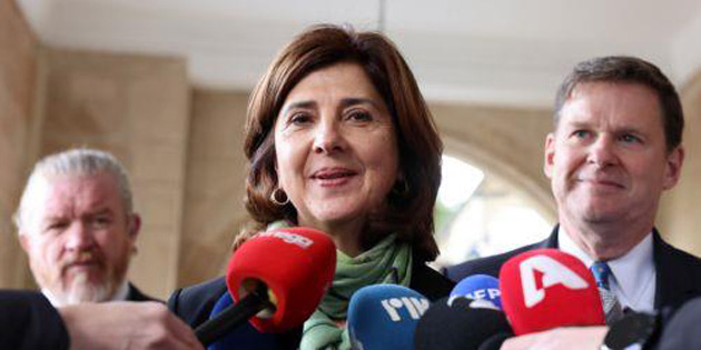 Holguin ilk ziyaretinde “dinlemeyi tercih etti”