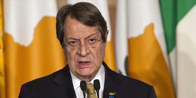 Anastasiadis Metsola ile grecek 