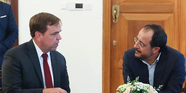 Hristodulidis FBI Yetkilisiyle Gney “Kbrs’n adnn aklanmas” iin grt