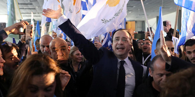 Yasal snrn zerinde seim harcamas yapan Nikos Hristodulidis ceza ile kar karya 