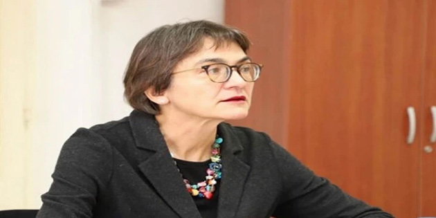 Almanya'nn Kbrs'taki Bykelisi Anke Schlimm ile sylei 