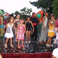 G�ZELYURT’TA �OCUKLAR �ENLEND�