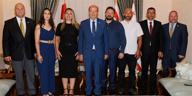 Tatar, Londra Rauf Raif Denkta Trk Okulu heyetini kabul etti
