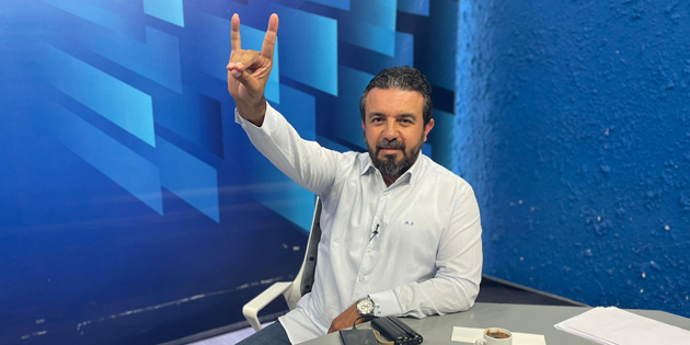 ZARO�LU'DAN BOZKURT SELAMI �LE PROTESTO