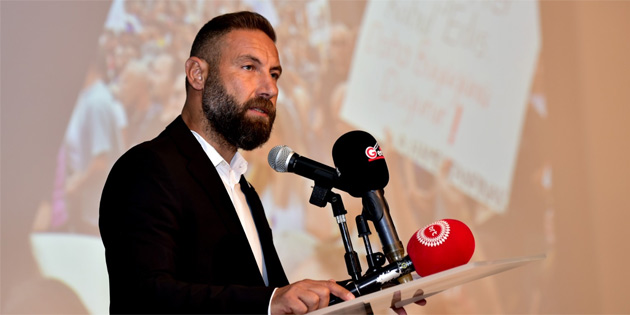 KTS, Eitim Bakan'n istifaya ard