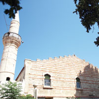 Camii Kebir’de �HLAL 