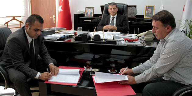 YED�KONUK-B�Y�KKONUK SAH�L YOLU PROJES�'N�N �MZALARI ATILDI