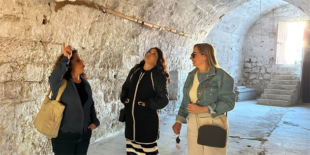 Mausa, kent mzesine kavuuyor