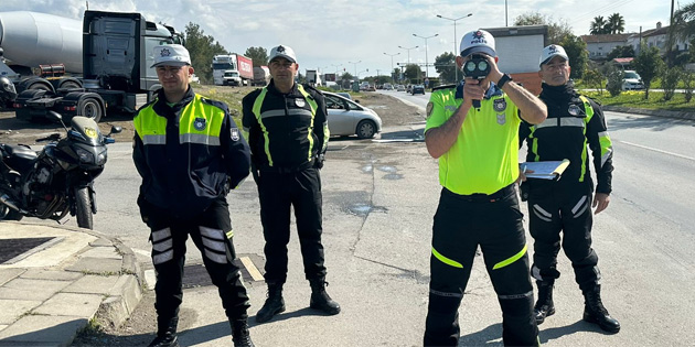 59 ara� trafikten men edildi, iki s�r�c� tutukland�