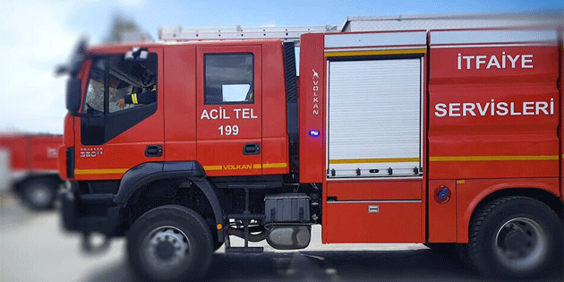 Seyir halindeki arata yangn