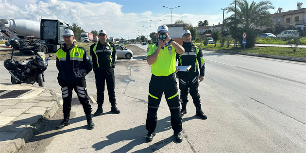 Trafik denetimlerinde 418 s�r�c� rapor edildi