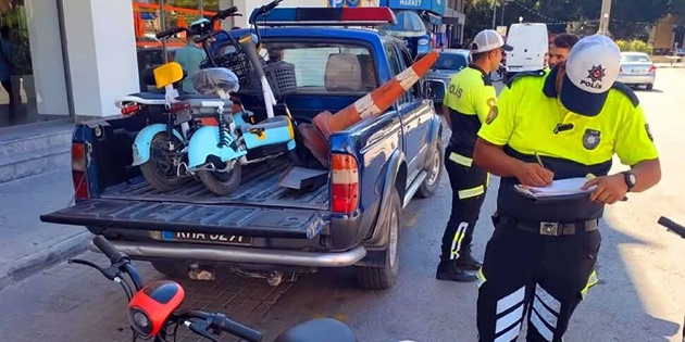 102 ELEKTRKL SCOOTER’A EL KONDU 