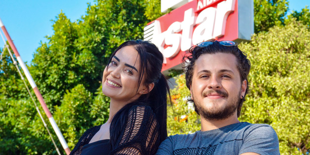 “PEK ELK LE ADIM ADIM ADA” YILIN EN Y MAGAZN PROGRAMI 