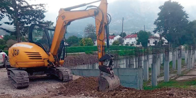 HUZUREV� B�R YILDA B�TECEK 