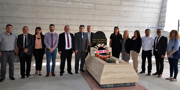 KAMU-SEN 42. YILINI ETKNLKLERLE KUTLUYOR
