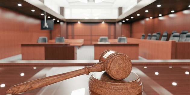 Rum mallar�yla ilgili y�r�t�len soru�turmada tutuklanan emlak�� mahkemeye ��kar�ld�