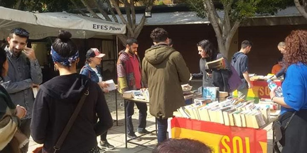 Sol Hareket ikinci el kitap pazar� d�zenledi 