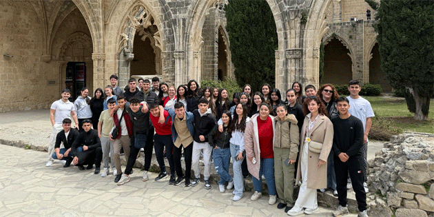 Erenk�y Lisesi ��rencileri '�lkemi Tan�yorum' projesi kapsam�nda Girne'yi gezdi