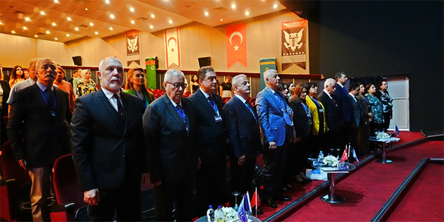 “1. Uluslararas� T�rkiye T�rk�esi ��retimi Sempozyumu” GA�’de yap�l�yor 